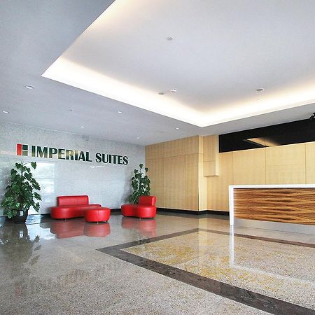 Bernard Holiday Home @ Imperial Suites กูชิง ภายนอก รูปภาพ