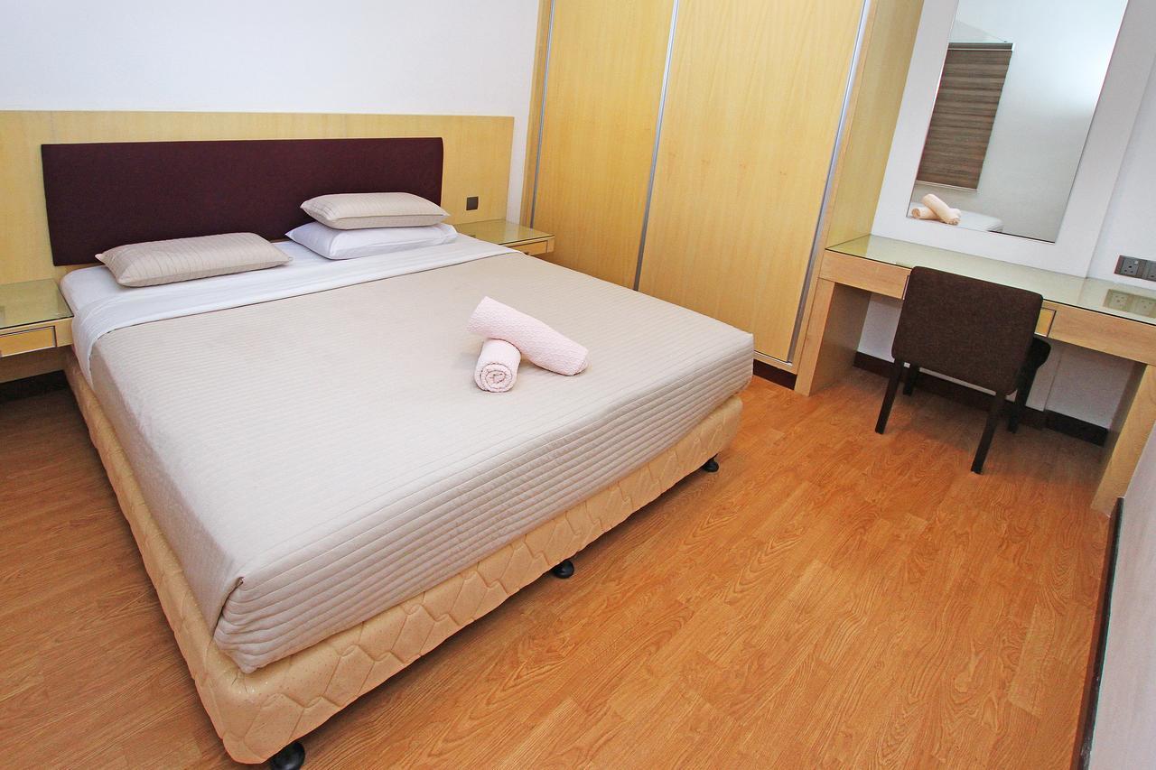 Bernard Holiday Home @ Imperial Suites กูชิง ภายนอก รูปภาพ