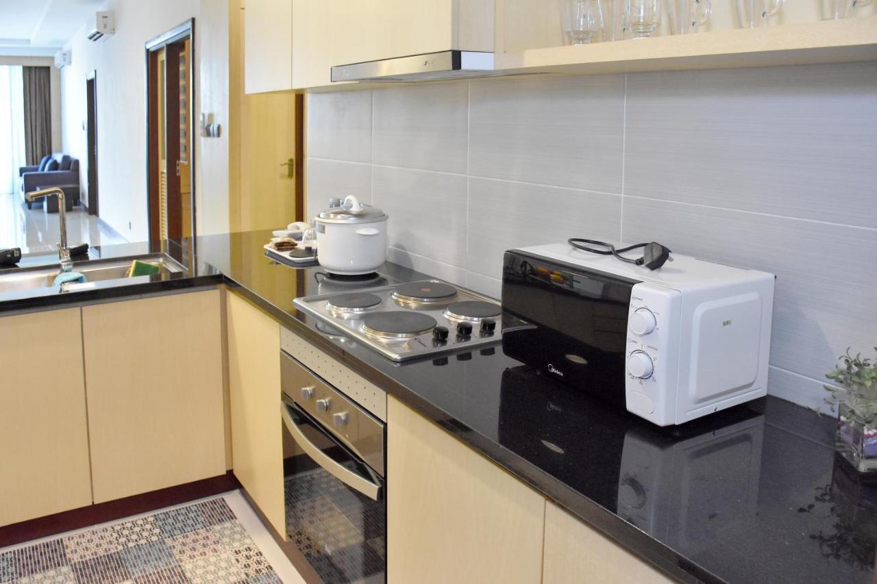 Bernard Holiday Home @ Imperial Suites กูชิง ภายนอก รูปภาพ